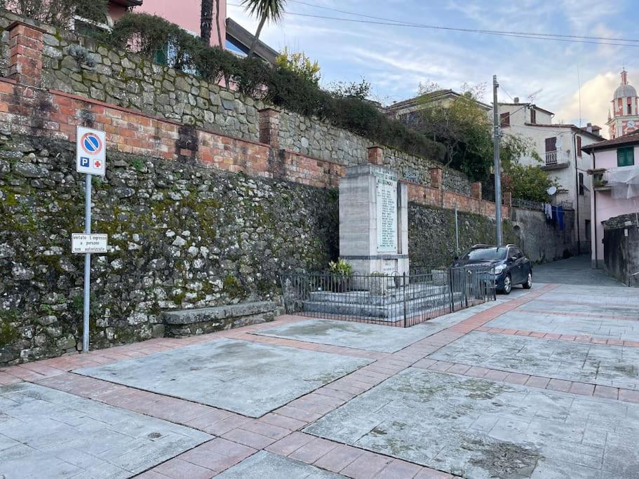 Vila Tra Alpi Apuane E Cinque Terre.. Casetta Renata! Valeriano Lunense Exteriér fotografie